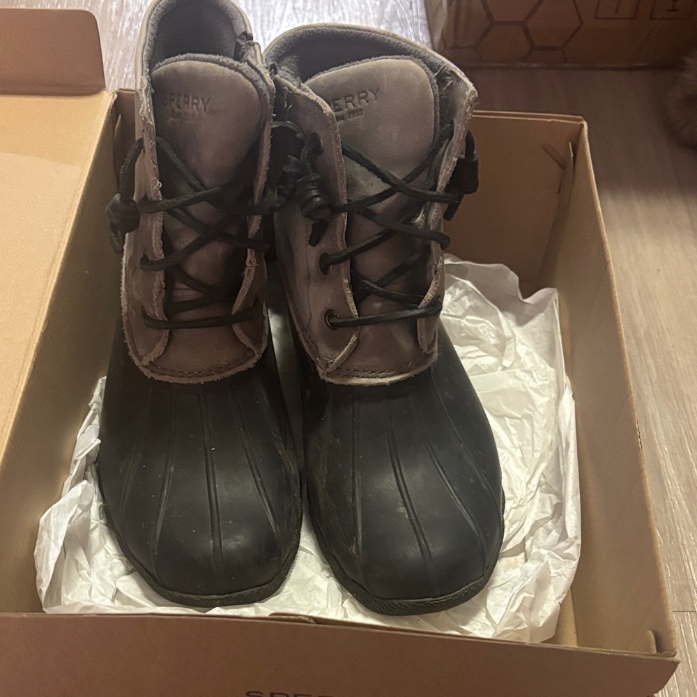 Sperry Black and Gray Boots
